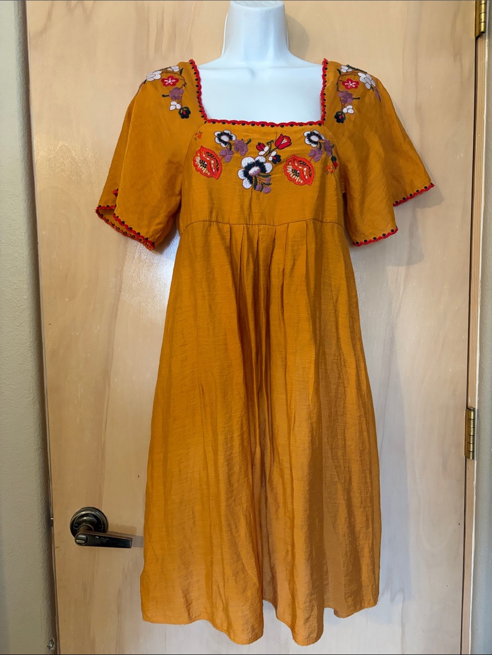 Madewell Embroidered Squareneck XS Midi Dress